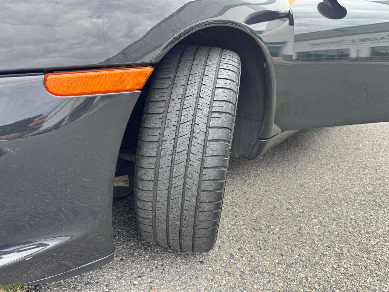 Porsche Boxster 2dr Roadster w/Tiptronic 2003