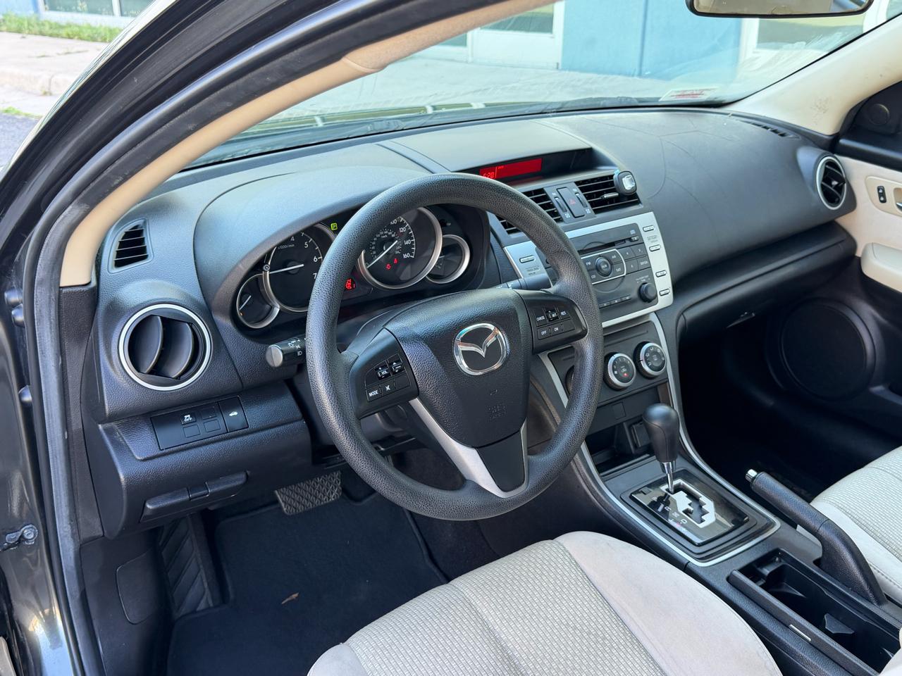 Mazda MAZDA6 i Sport 2012