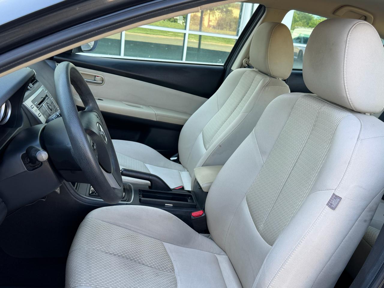 Mazda MAZDA6 i Sport 2012