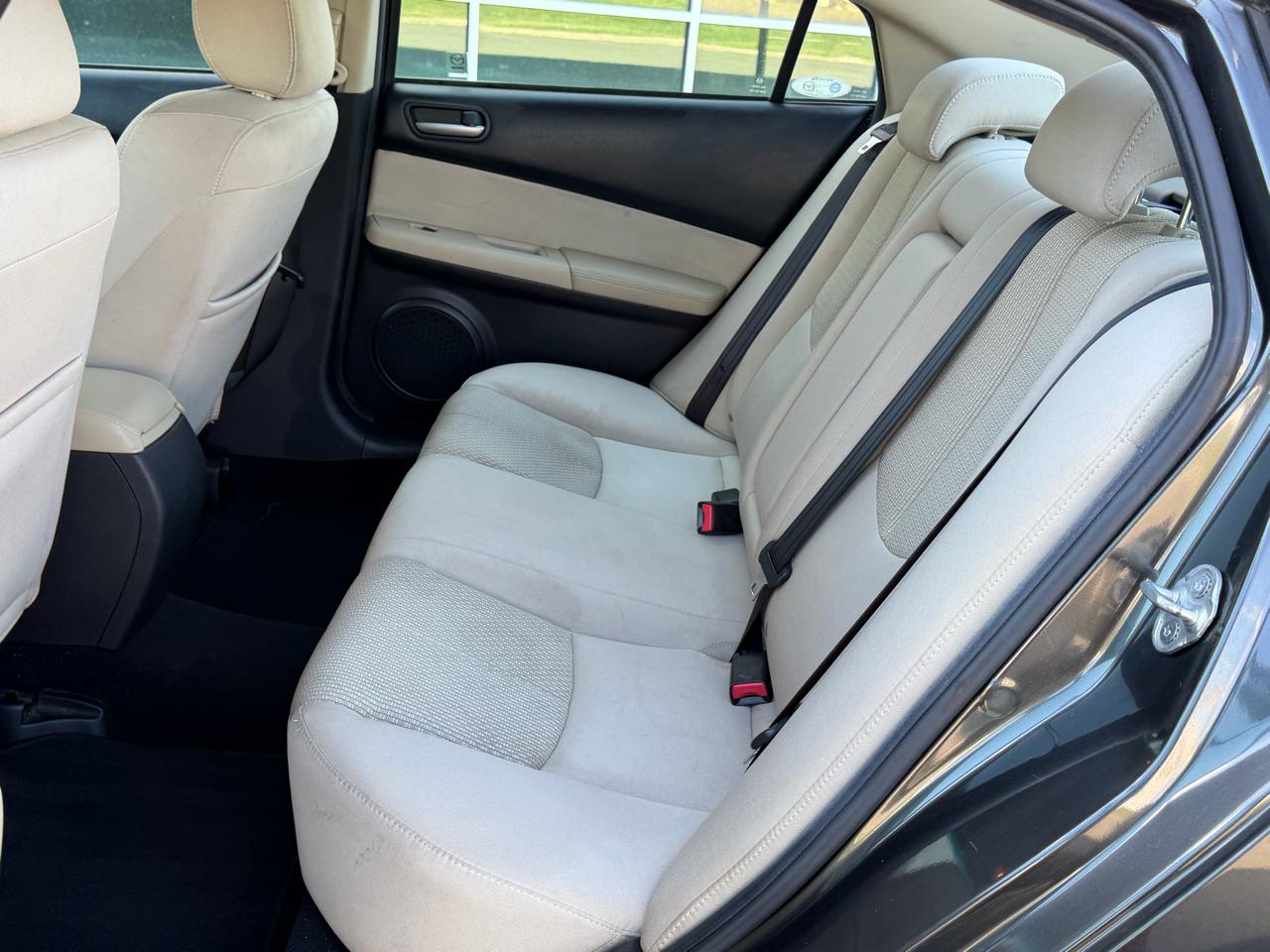 Mazda MAZDA6 i Sport 2012