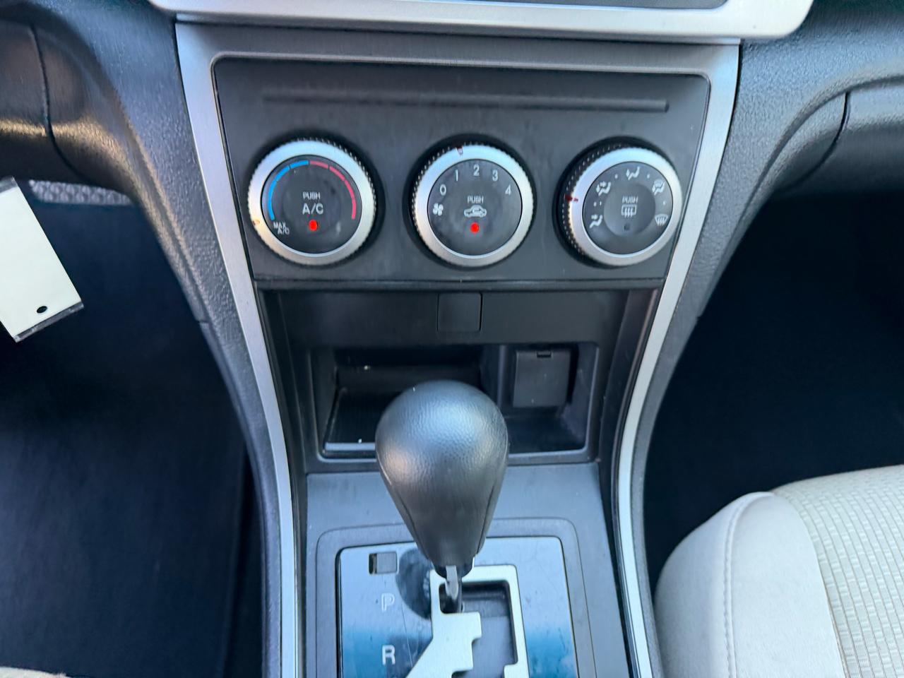 Mazda MAZDA6 i Sport 2012