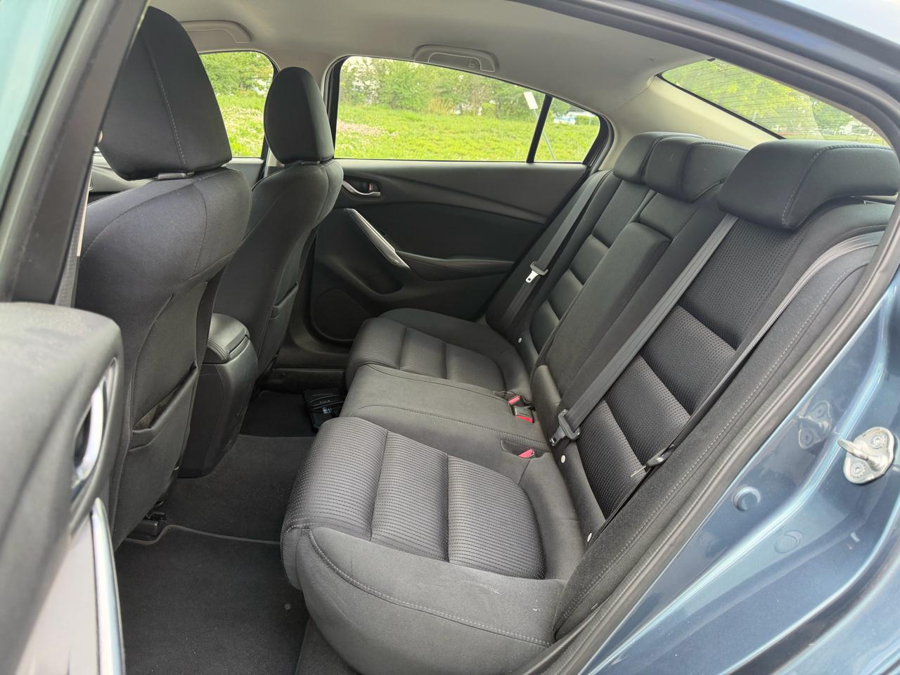 Mazda MAZDA6 i Sport AT 2015