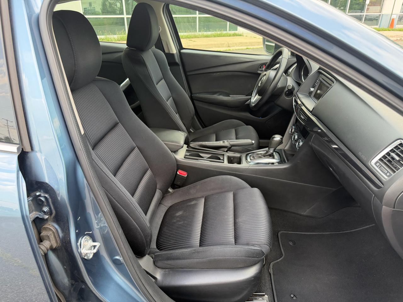 Mazda MAZDA6 i Sport AT 2015