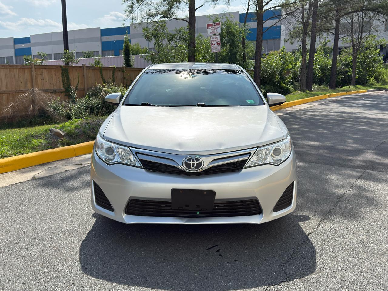 Toyota Camry LE 4D Sedan 2012