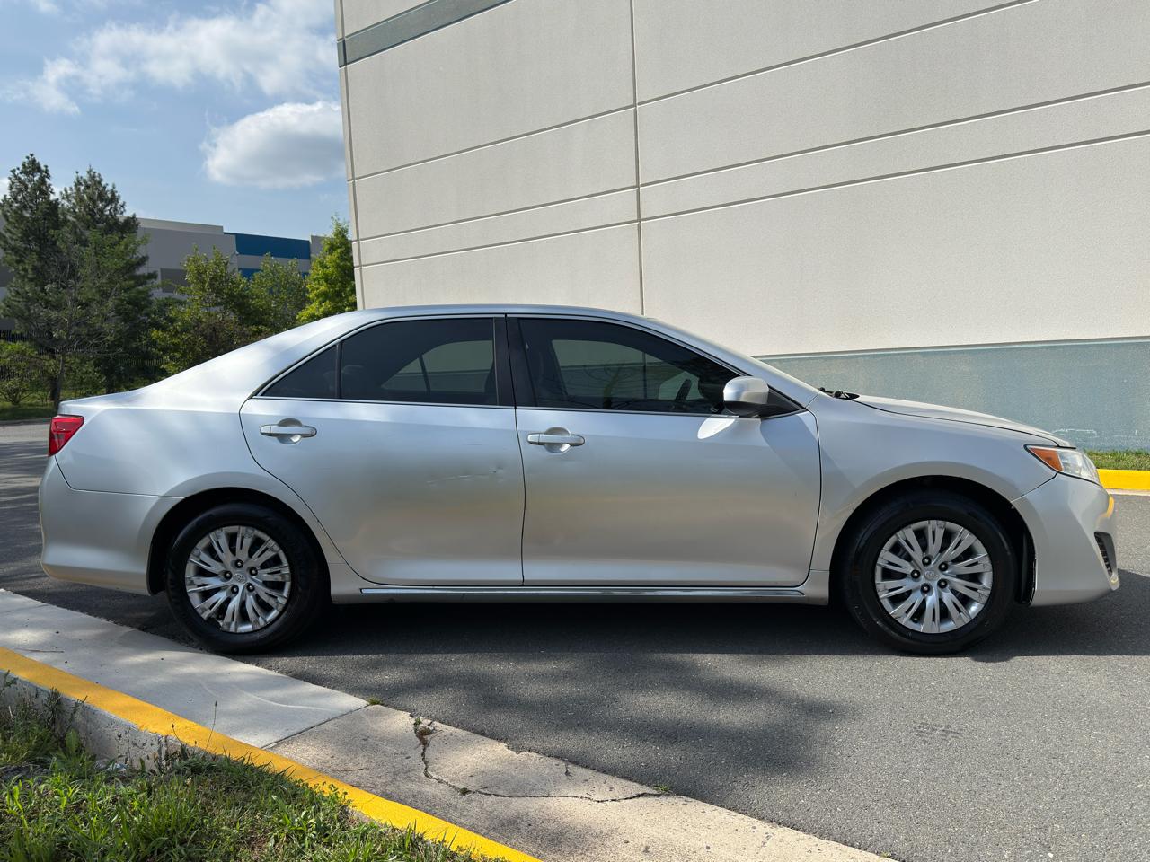 Toyota Camry LE 4D Sedan 2012