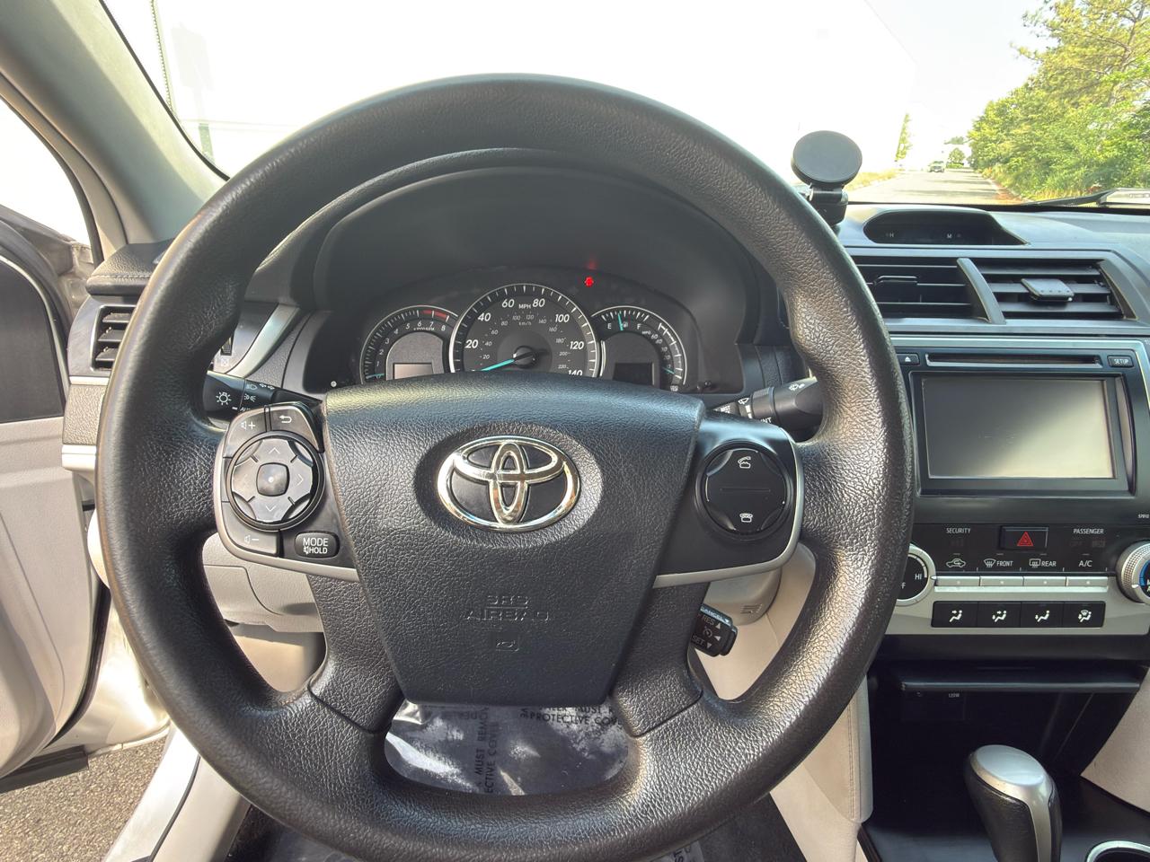 Toyota Camry LE 4D Sedan 2012