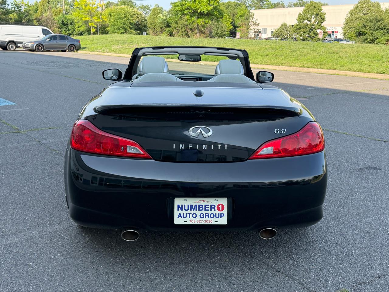 Infiniti G37 Convertible 2dr Base 2009