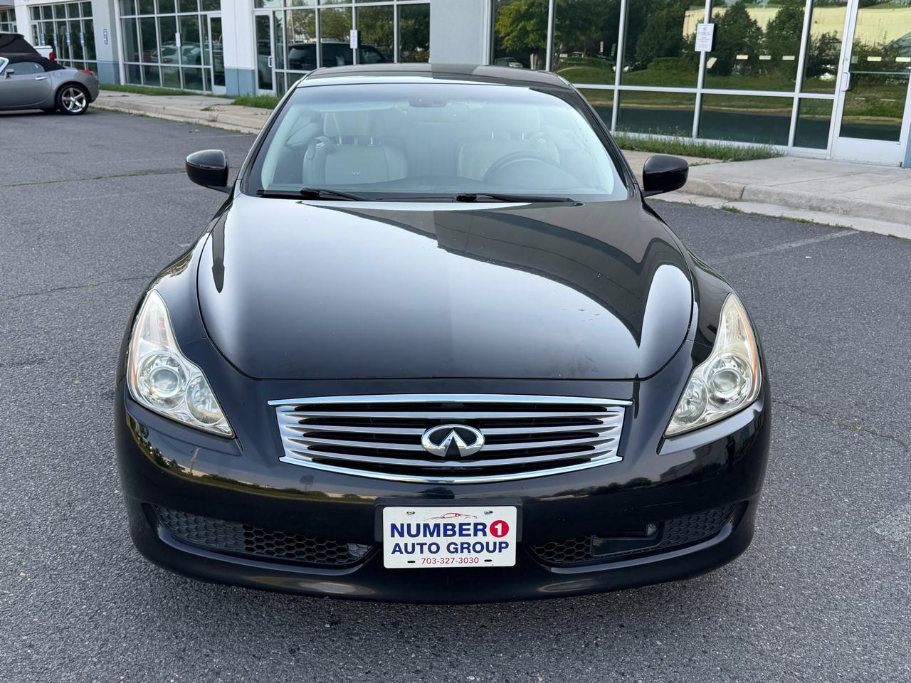 Infiniti G37 Convertible 2dr Base 2009