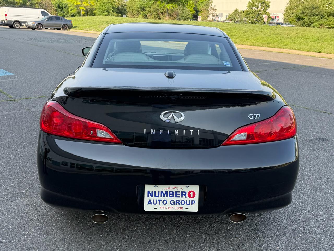 Infiniti G37 Convertible 2dr Base 2009