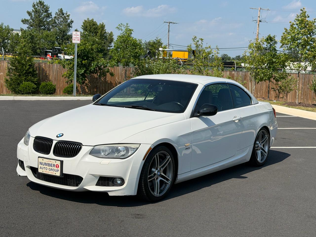 BMW 3-Series 335i Convertible - SULEV 2011