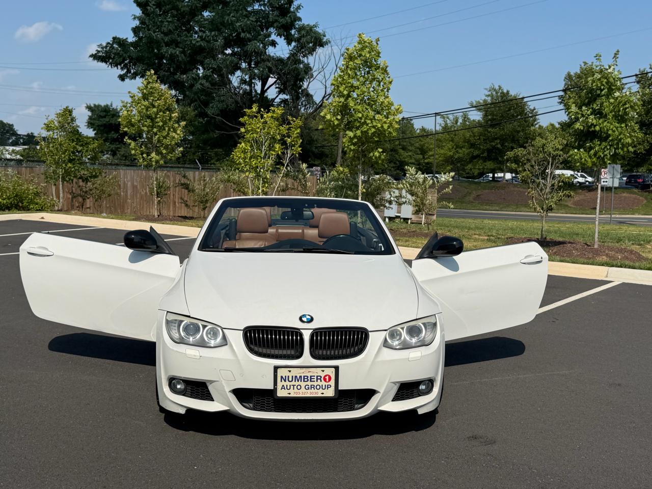 BMW 3-Series 335i Convertible - SULEV 2011