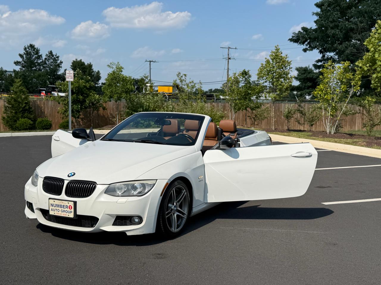 BMW 3-Series 335i Convertible - SULEV 2011