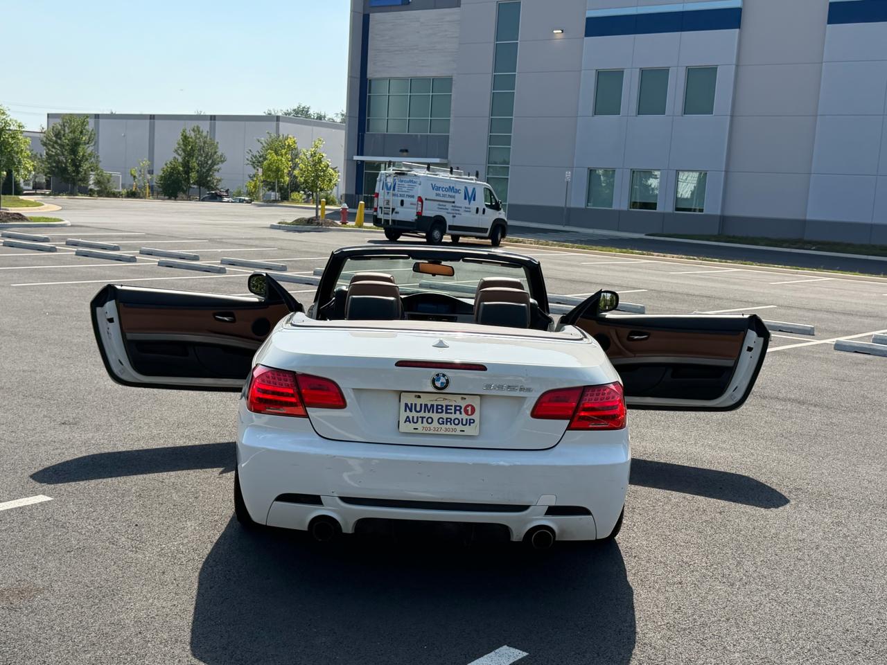 BMW 3-Series 335i Convertible - SULEV 2011