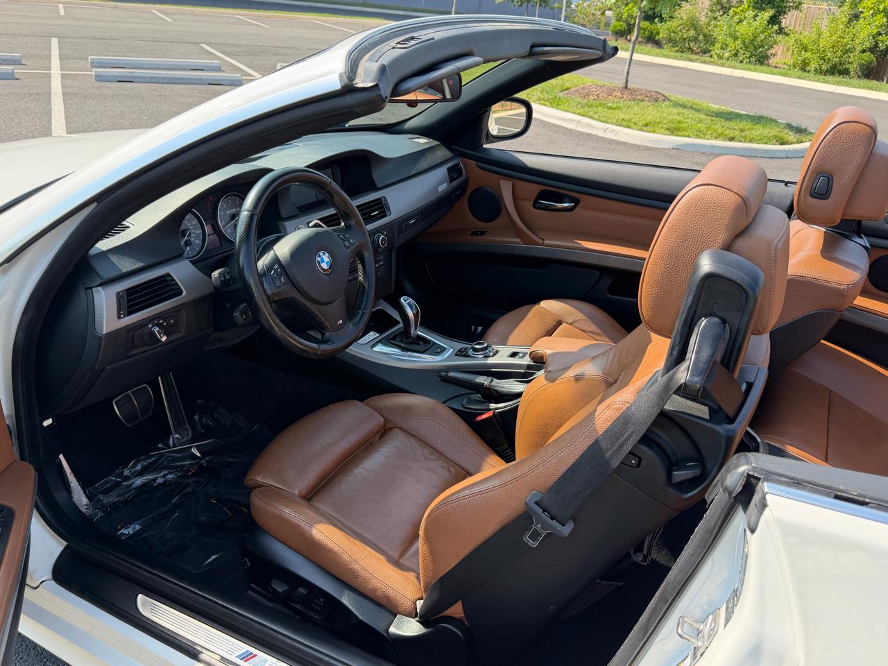 BMW 3-Series 335i Convertible - SULEV 2011
