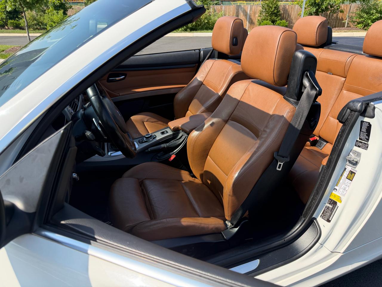 BMW 3-Series 335i Convertible - SULEV 2011
