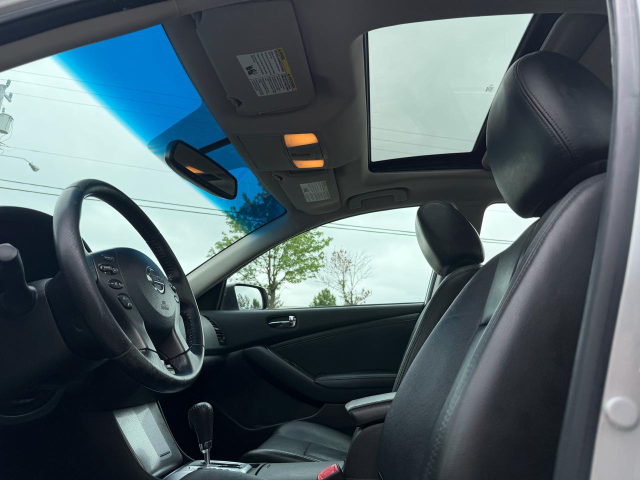 Nissan Altima 4dr Sdn I4 2.5 SL 2011