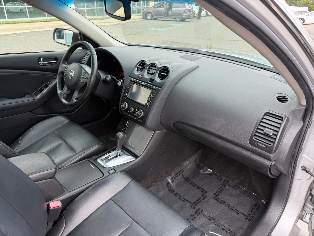 Nissan Altima 4dr Sdn I4 2.5 SL 2011