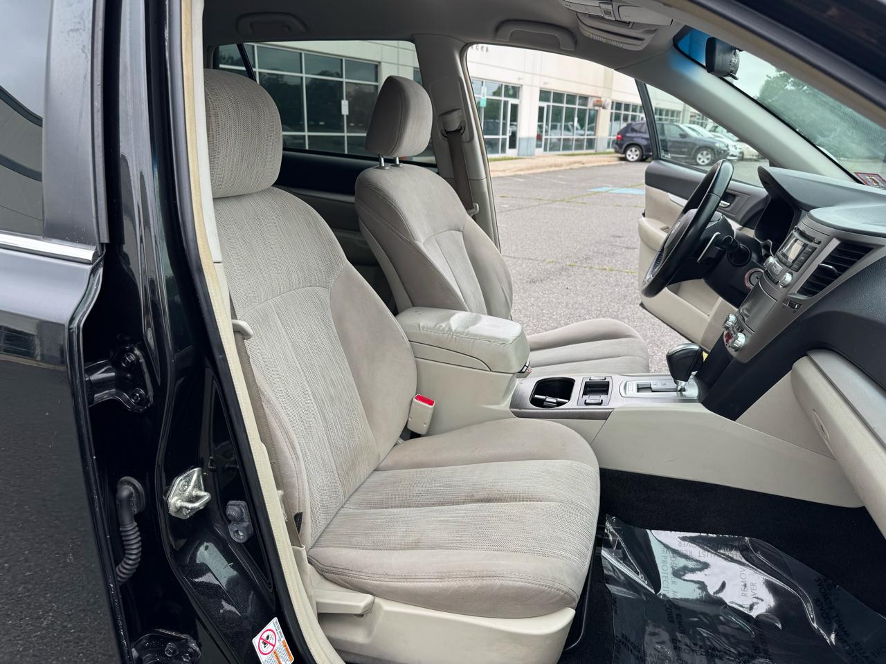 Subaru Outback 2.5i Premium 2013