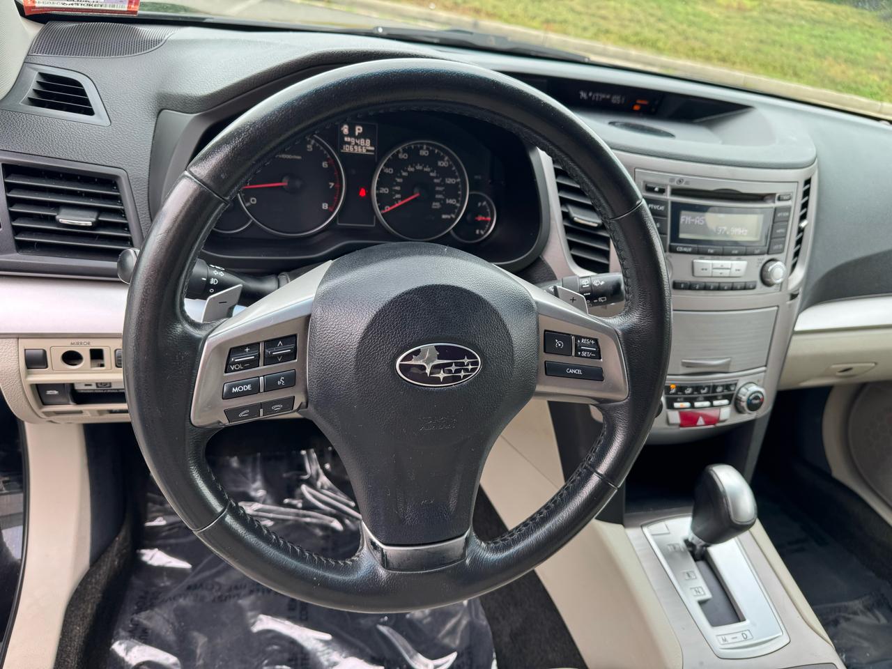 Subaru Outback 2.5i Premium 2013