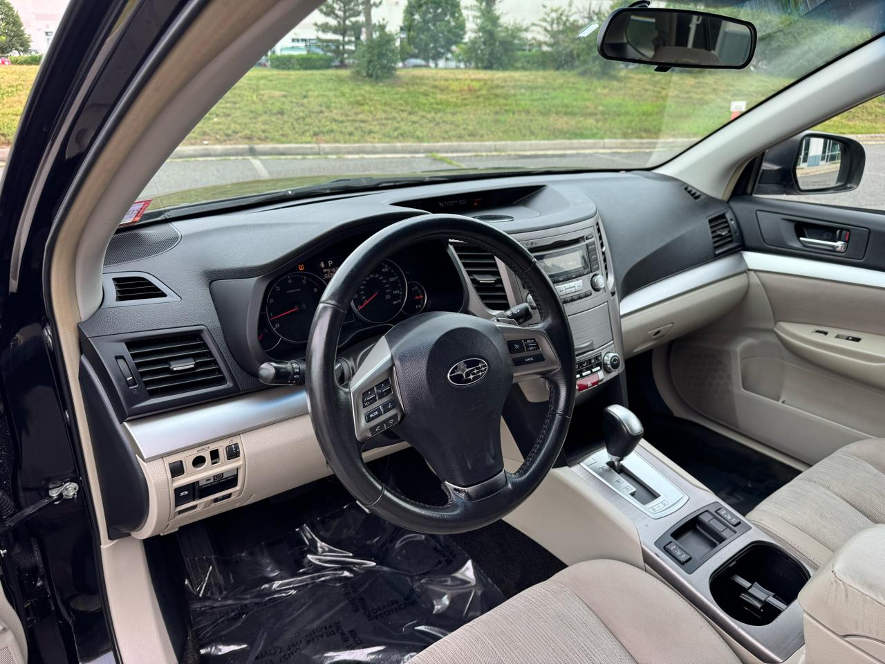 Subaru Outback 2.5i Premium 2013
