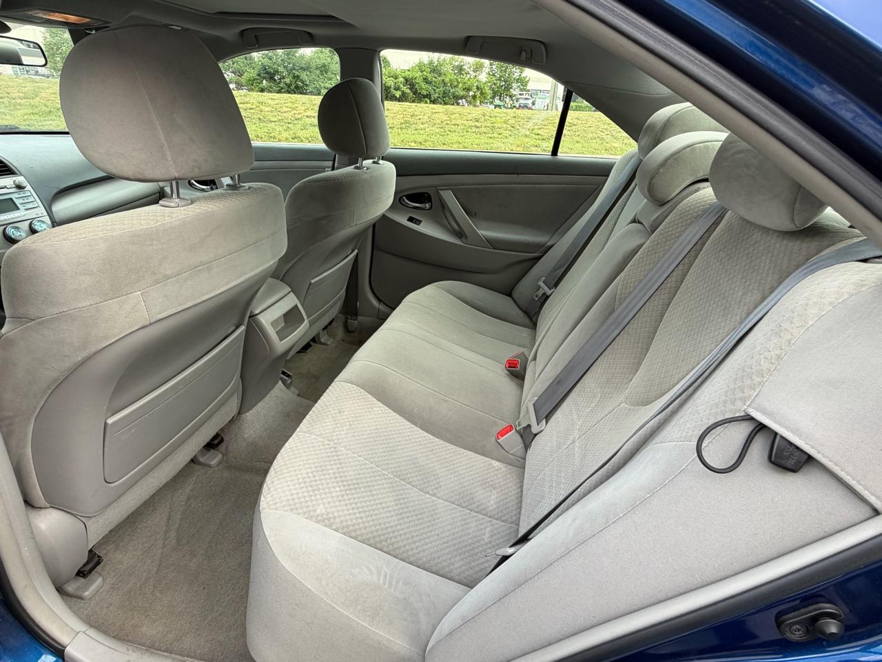 Toyota Camry 4dr Sdn LE Auto 2007