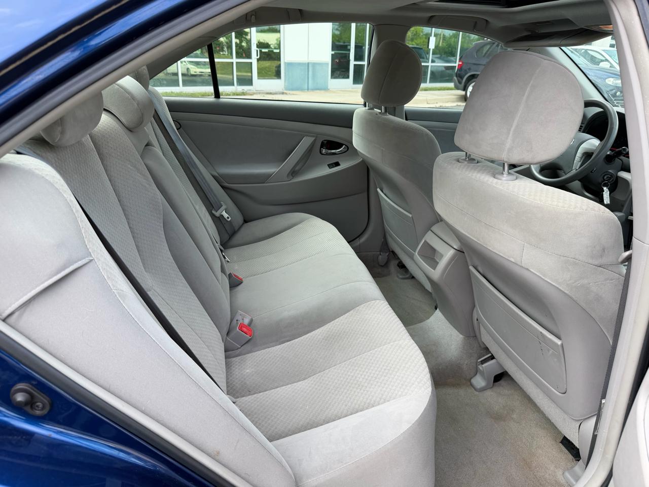 Toyota Camry 4dr Sdn LE Auto 2007