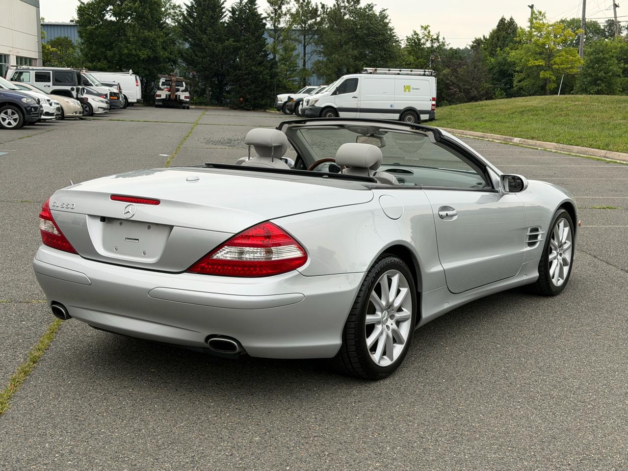 Mercedes-Benz SL-Class SL550 2007