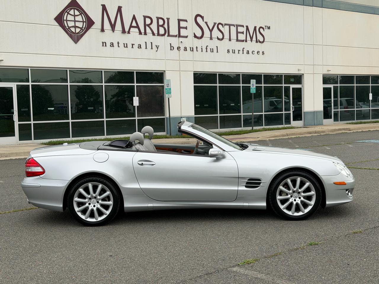 Mercedes-Benz SL-Class SL550 2007