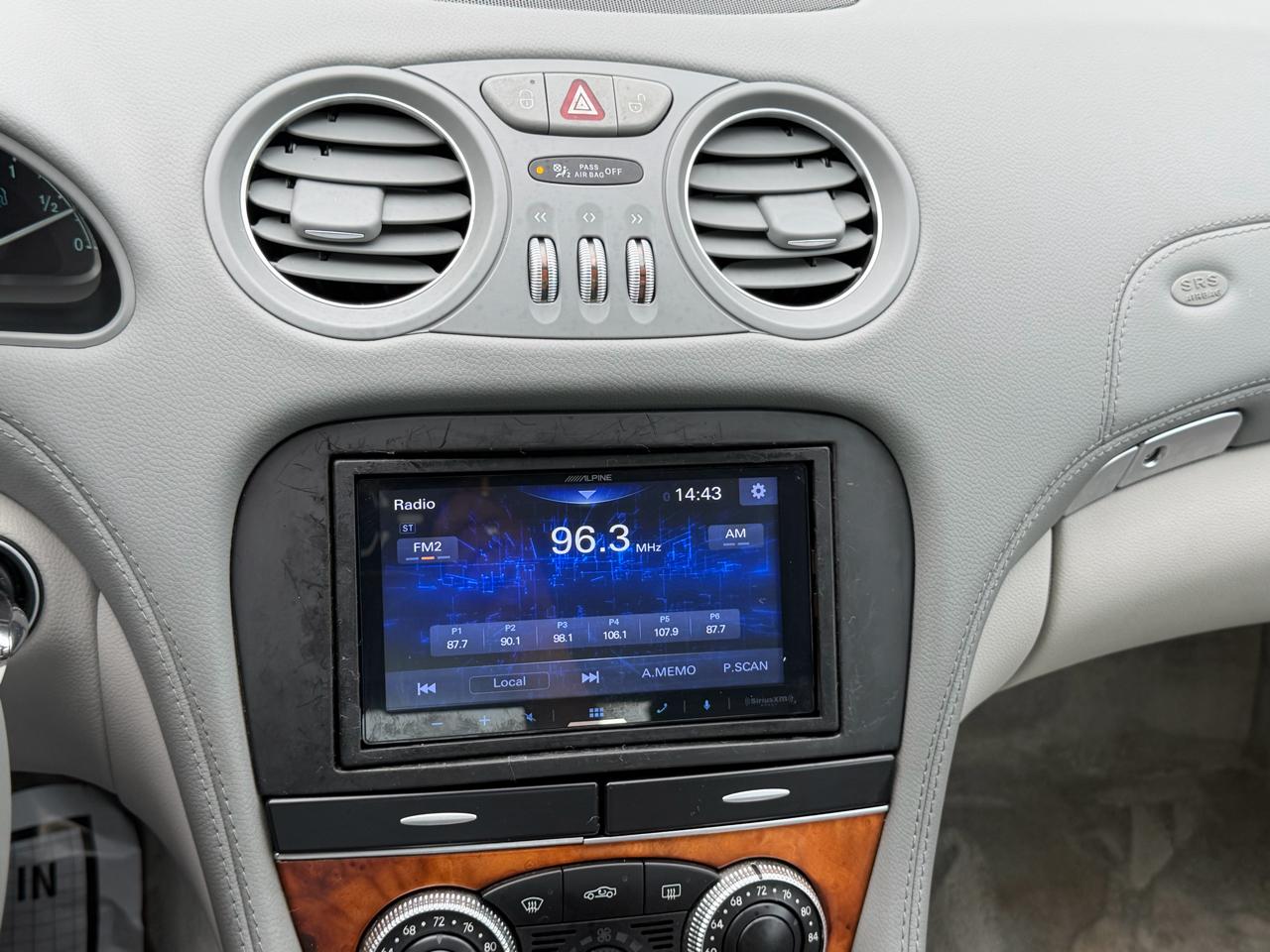 Mercedes-Benz SL-Class SL550 2007