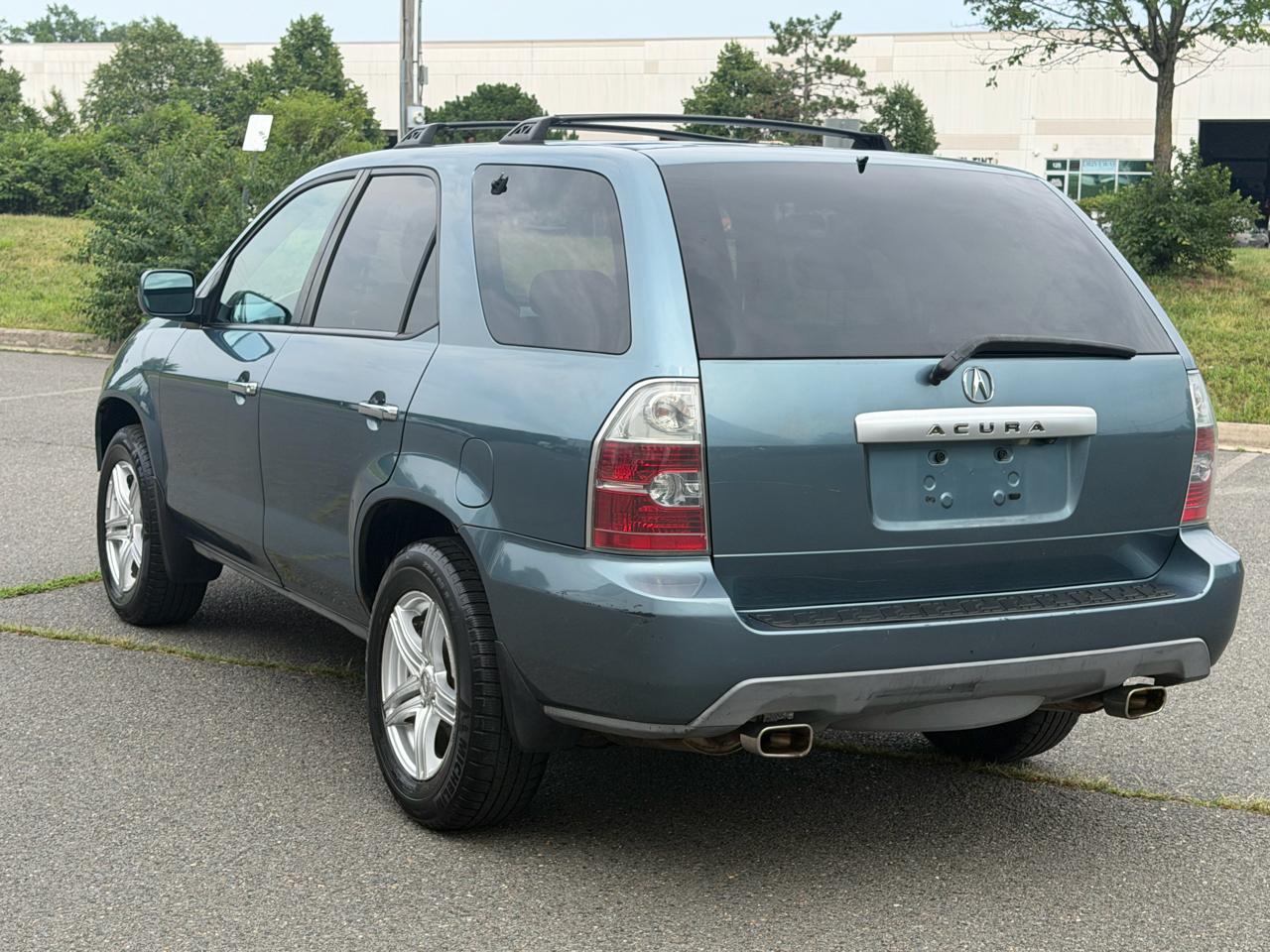 Acura MDX Touring with Navigation System and Rear DVD System 2005