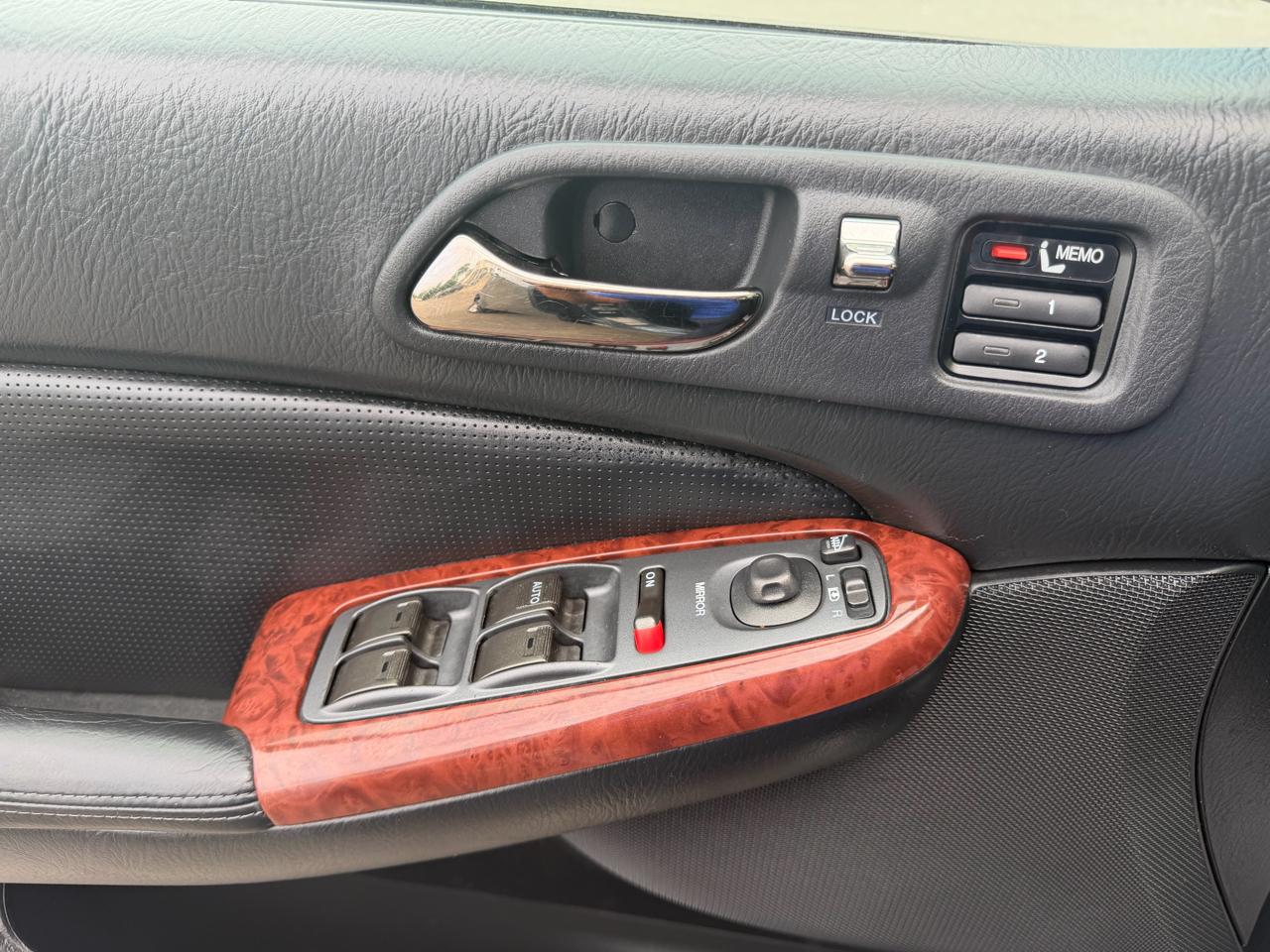 Acura MDX Touring with Navigation System and Rear DVD System 2005