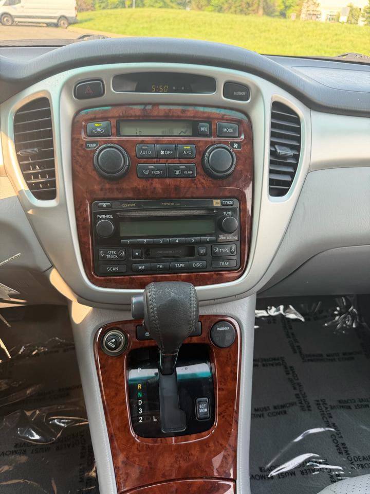 Toyota Highlander V6 4WD 2005