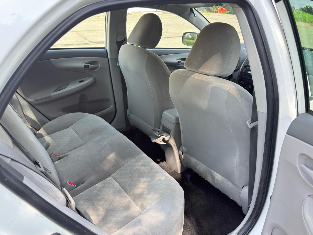 Toyota Corolla S 4-Speed AT 2009