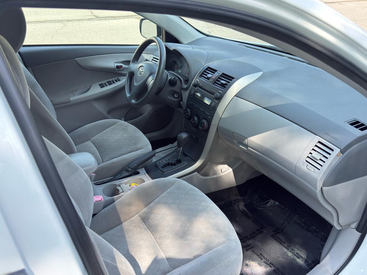 Toyota Corolla S 4-Speed AT 2009