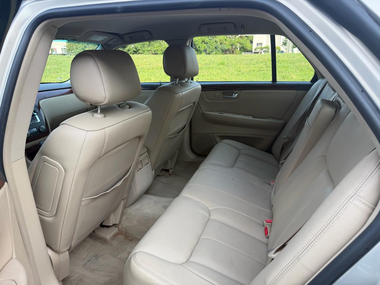 Cadillac DTS Sedan 2007