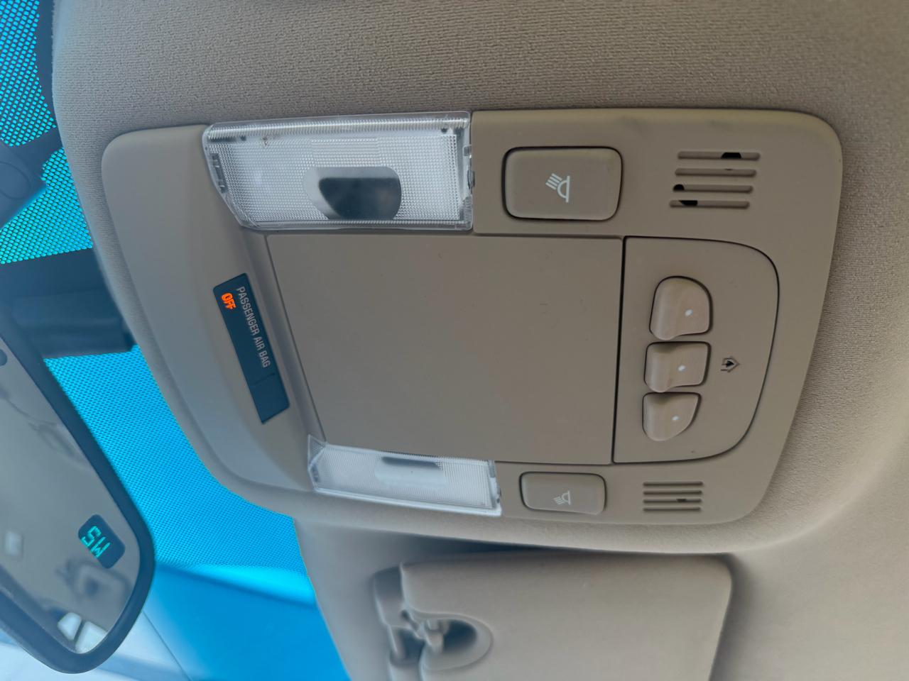 Cadillac DTS Sedan 2007