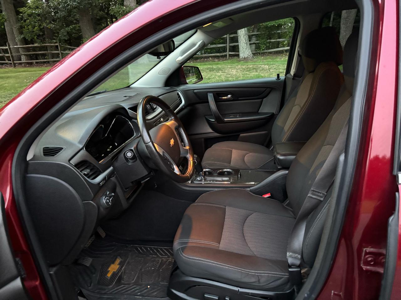 Chevrolet Traverse 1LT FWD 2015