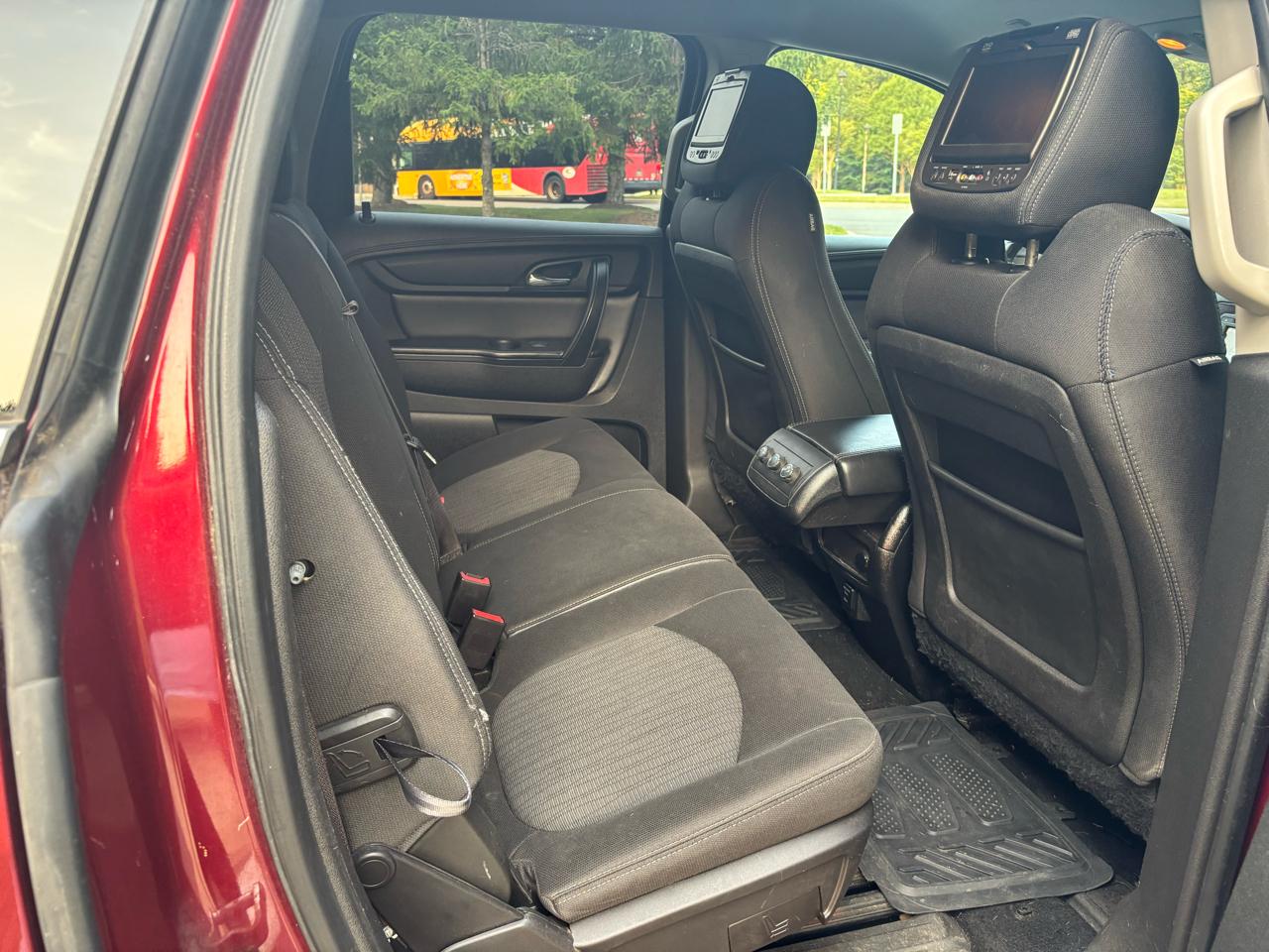 Chevrolet Traverse 1LT FWD 2015