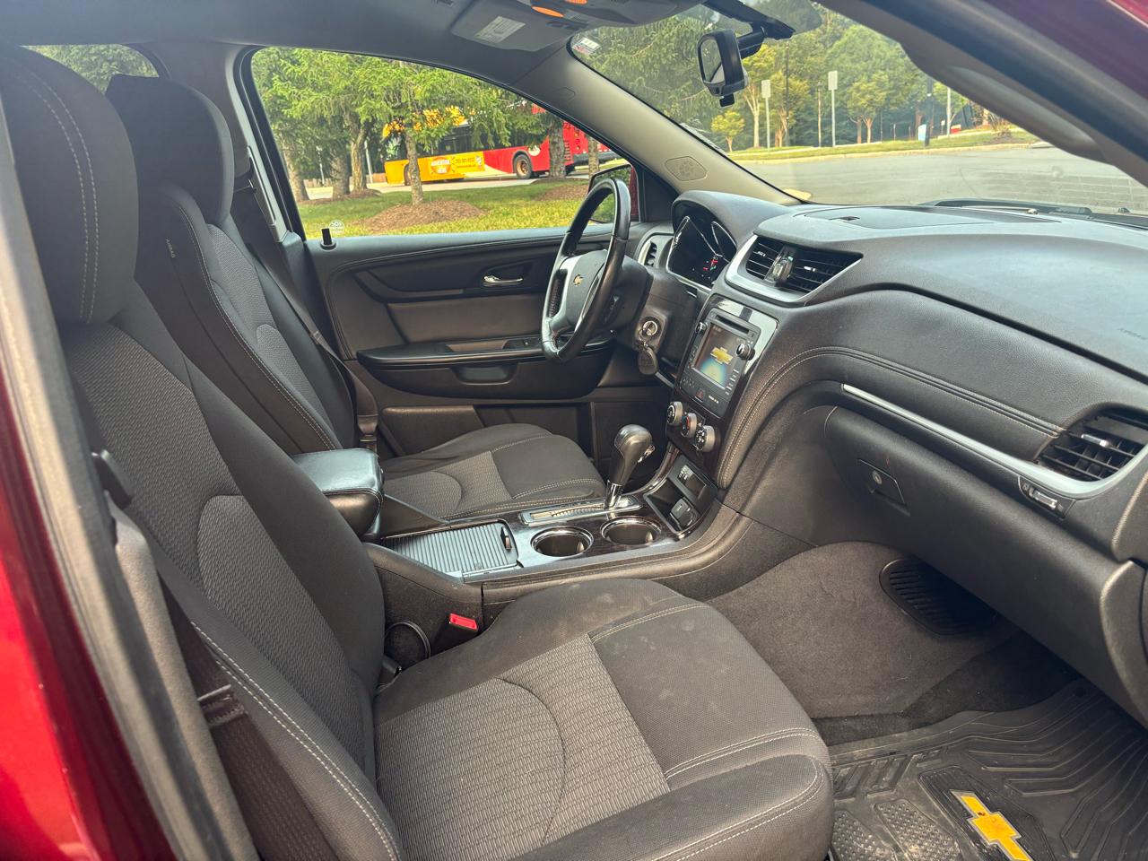 Chevrolet Traverse 1LT FWD 2015