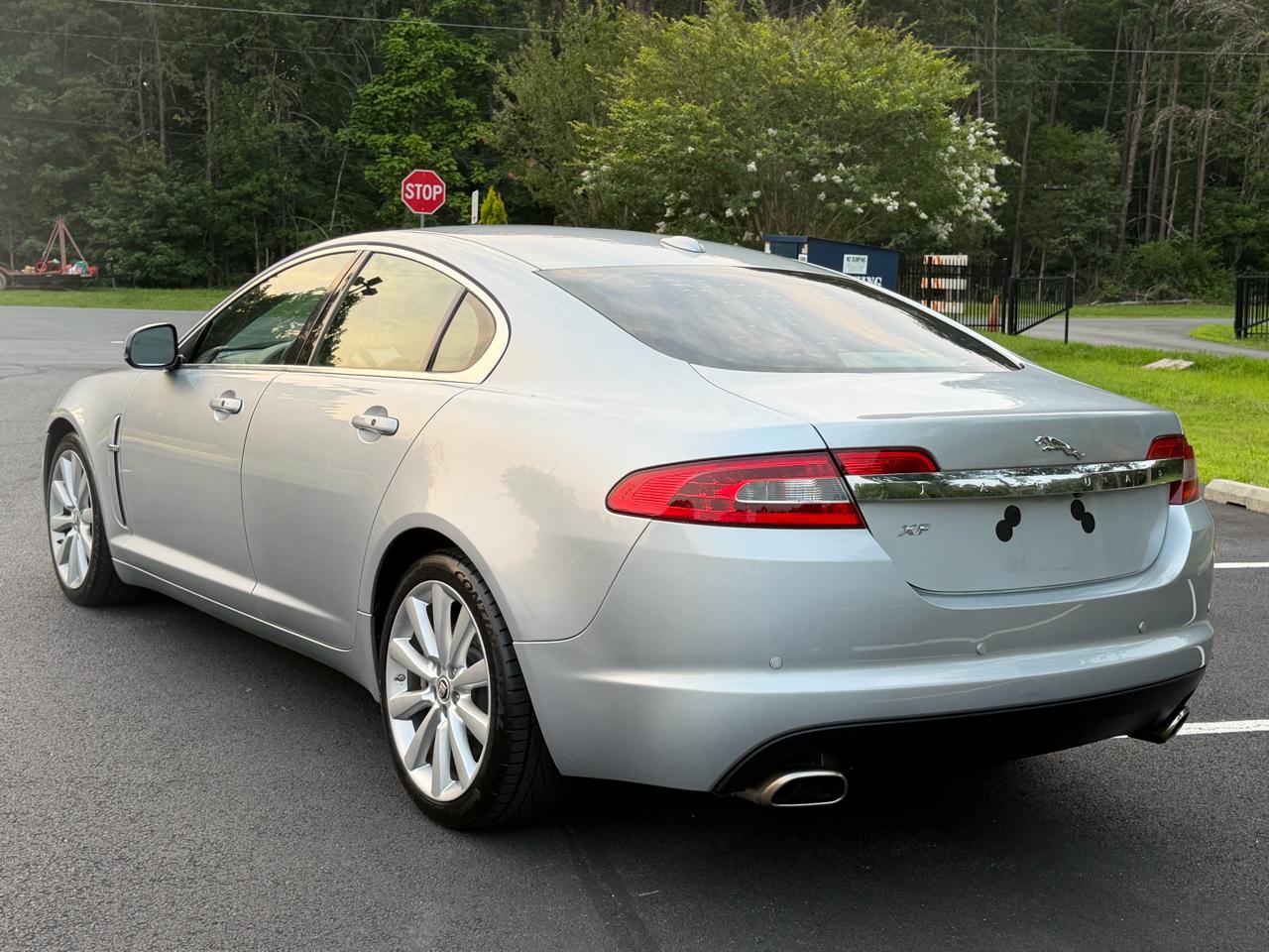 Jaguar XF-Series Premium Luxury 2010