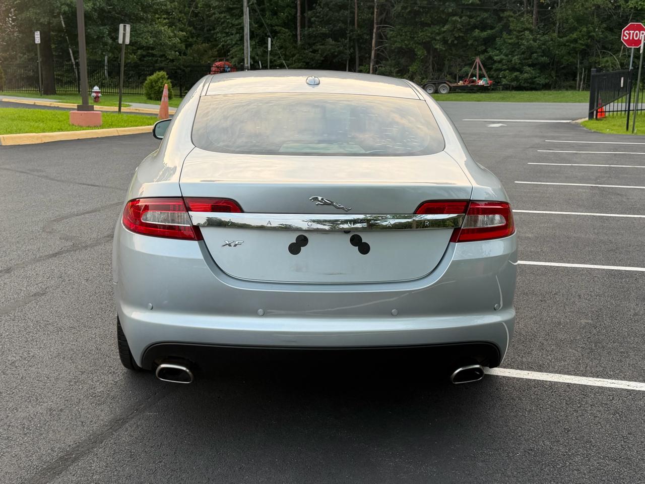 Jaguar XF-Series Premium Luxury 2010