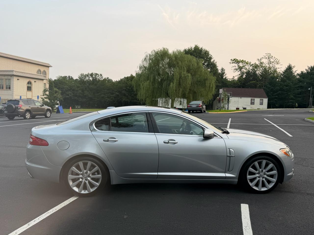 Jaguar XF-Series Premium Luxury 2010