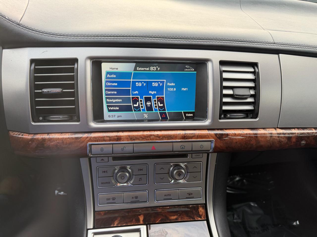 Jaguar XF-Series Premium Luxury 2010