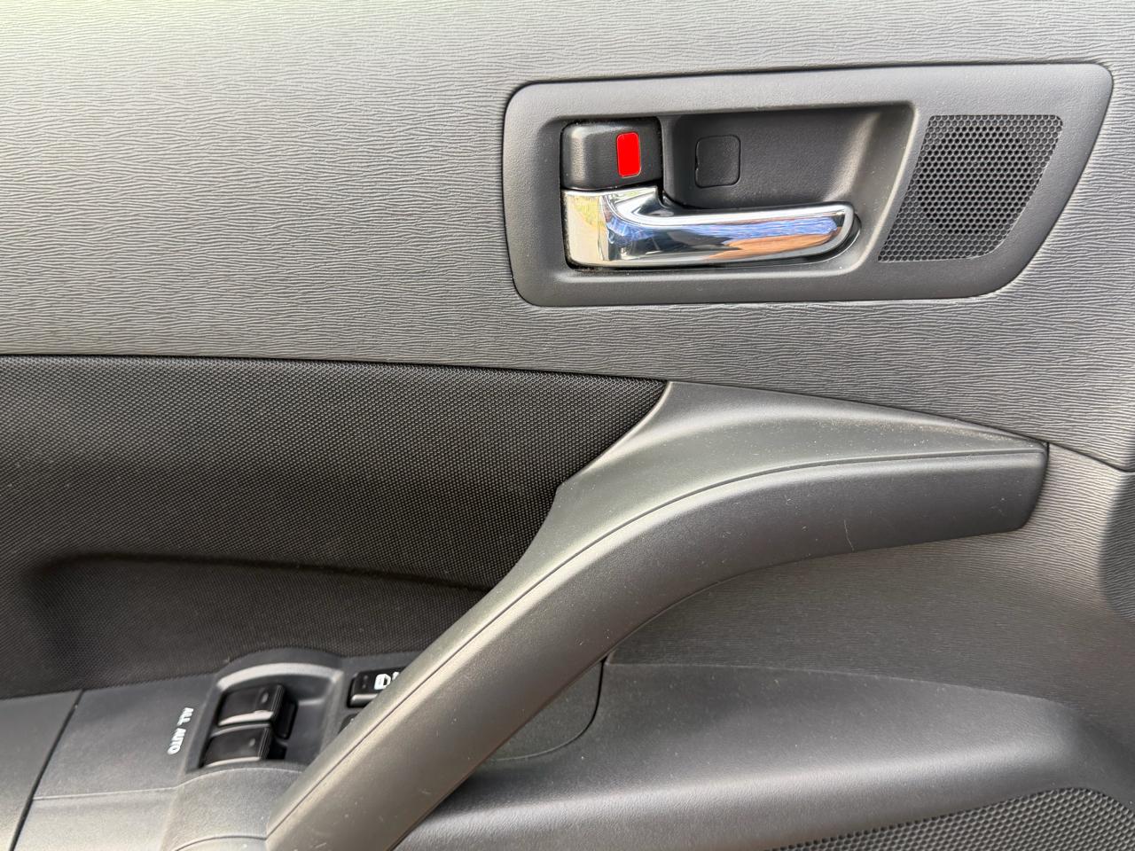 Scion tC Sport Coupe 2005