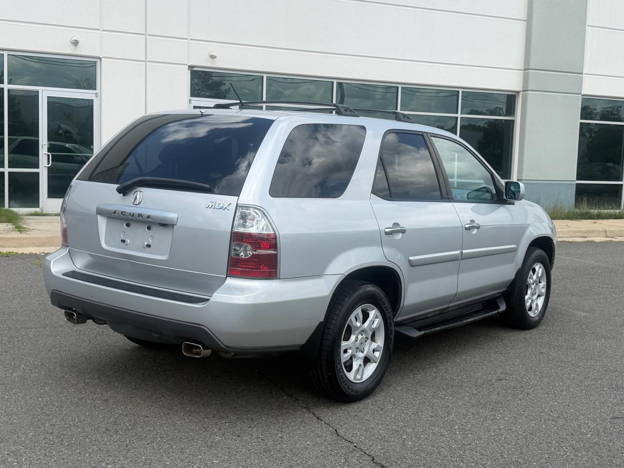 Acura MDX Touring with Navigation System and Rear DVD System 2004
