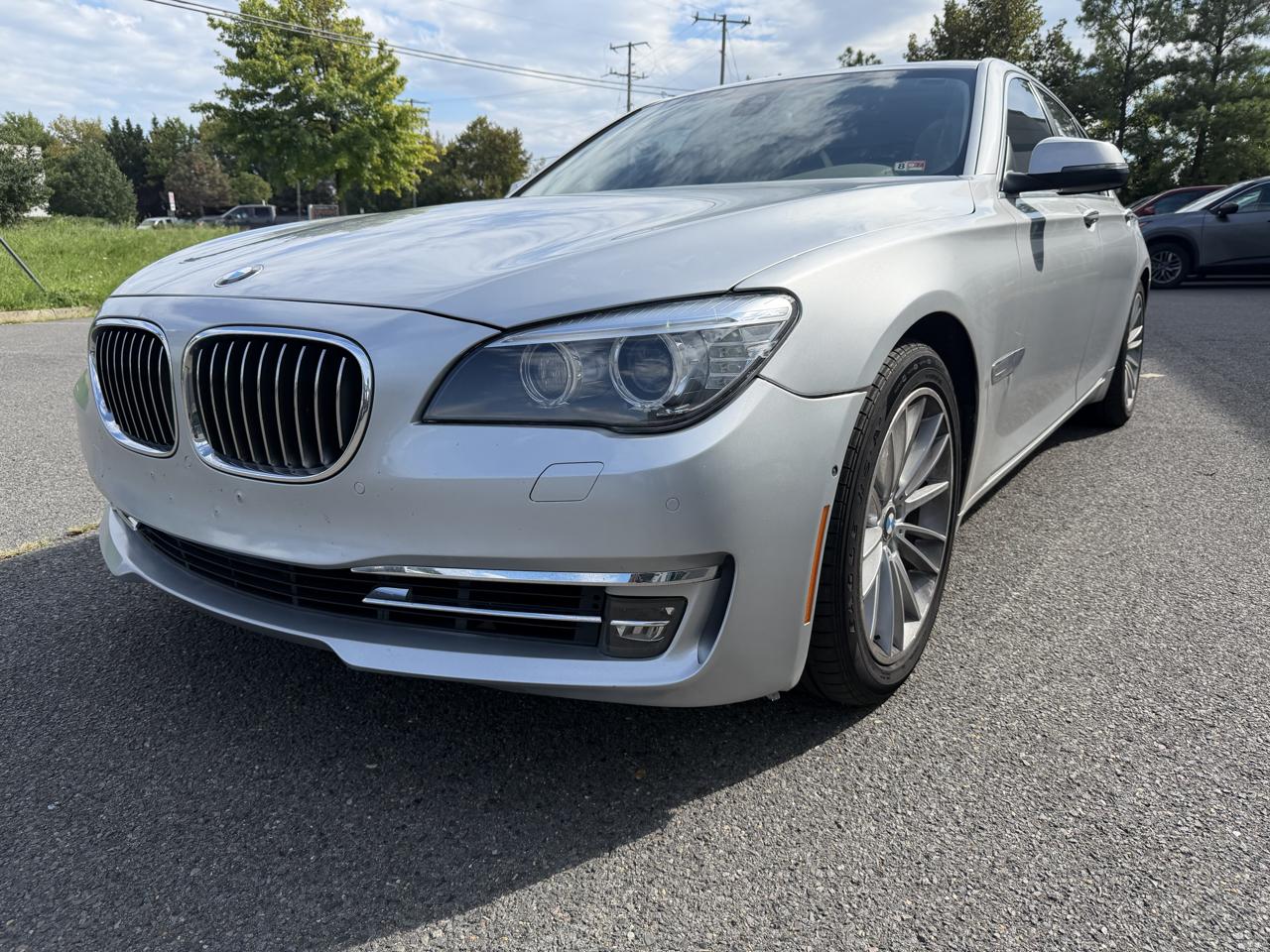 BMW 7-Series 750i 2013