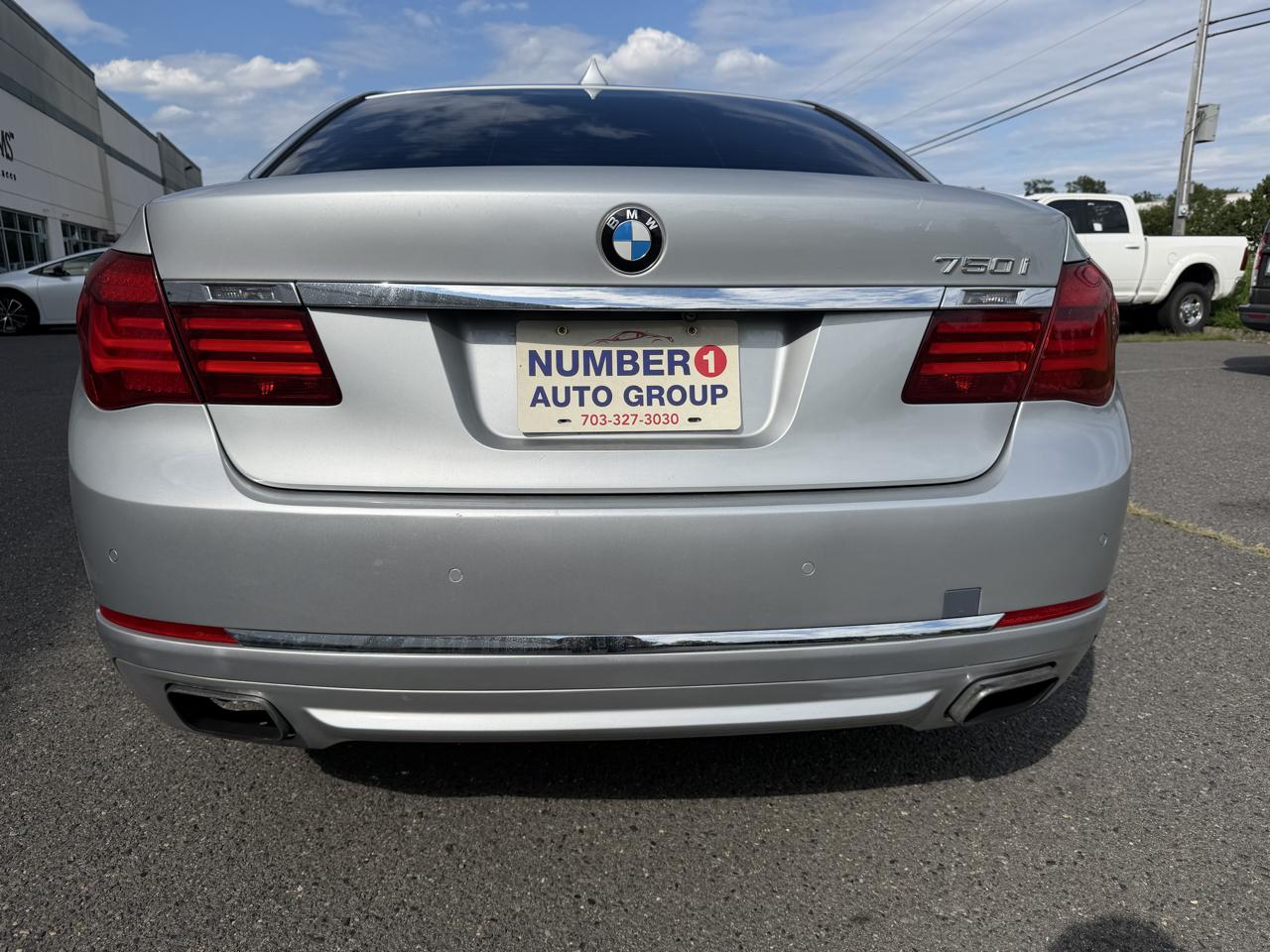 BMW 7-Series 750i 2013
