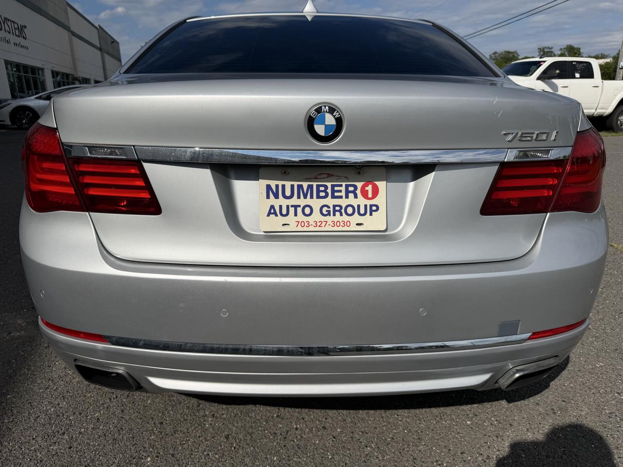 BMW 7-Series 750i 2013
