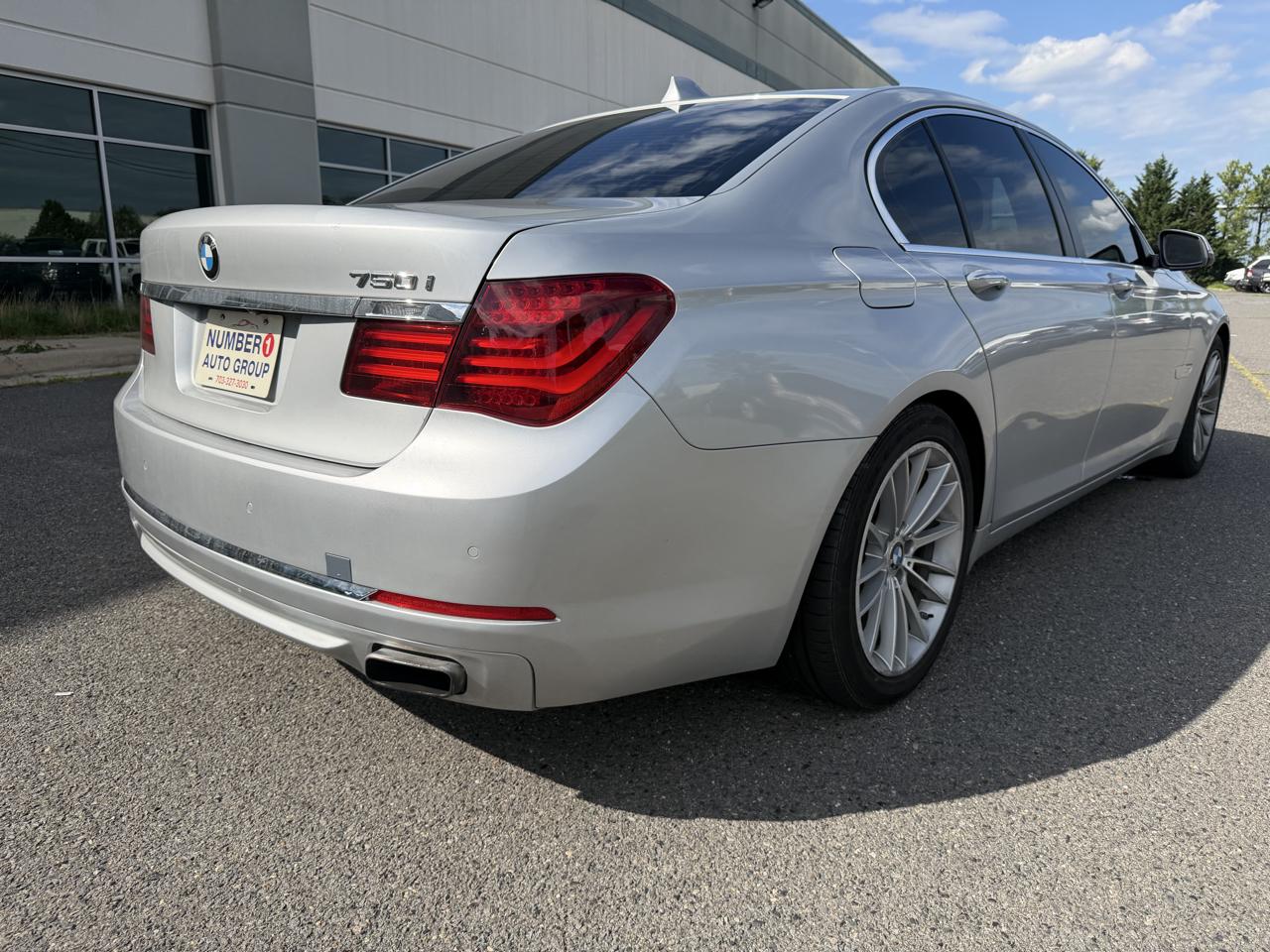 BMW 7-Series 750i 2013