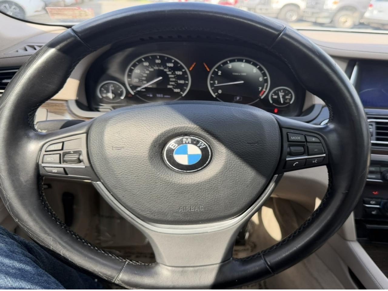 BMW 7-Series 750i 2013